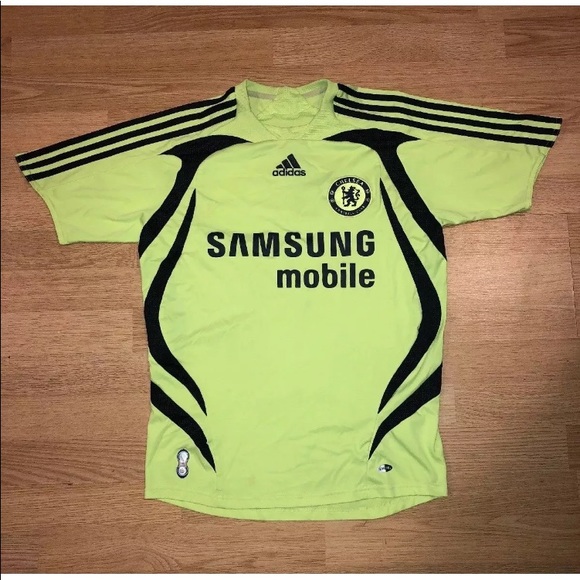 chelsea neon jersey